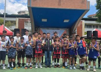 一打就是13年！「夏日盃3對3籃球賽」熱血開戰　陪伴青少年從球場找到自信