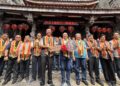 新莊慈祐宮捐贈雙輪椅座位復康巴士 侯友宜出席受贈感謝長期支持公益