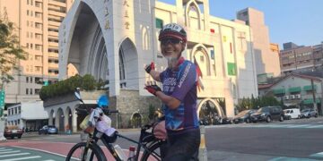 退休教師陳敏先　用單車騎出不老傳奇