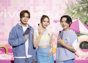 告五人鍍金人氣狂飆屢創佳「機」 預告明年新專輯、大型演唱會齊發