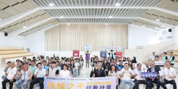 扶輪之子認養120名嘉市兒少　144萬元獎助學金暖心助學