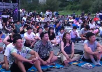 2024金崙海洋音樂節 上千人湧入沙攤狂歡