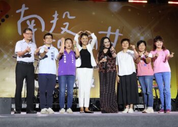 南投茶博民歌之夜搖滾青春　6萬人擠爆會場