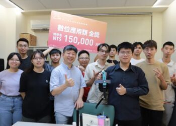 「照顧新高度！銀髮心動力+」高科大研發技術助長照產業升級