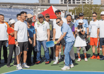 新北匹克球場啟用 侯友宜見證全台首座河濱專用球場 打造多元運動空間