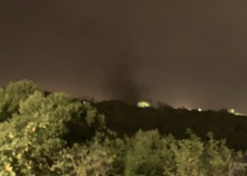 市議員李啟維要求台南市政府應儘速查明鹽水溪北岸燒垃圾污染空氣真相