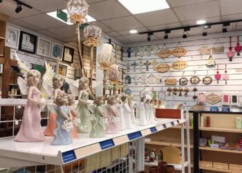 影音/宜蘭唯一基督教書坊 佳音書坊走出獨特風