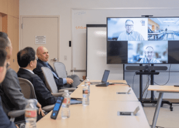 張善政訪SRI尖端研發機構 推動產學合作助科技發展