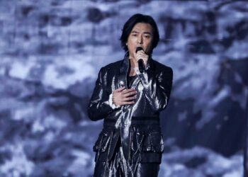 香港天王鄭伊健「第一次」獻港都歌迷！把高雄巨蛋變巨型「伊健」影院獻映大型音樂劇