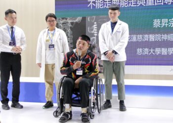 脊髓電刺激建立新的神經迴路  協助脊髓損傷患者從站到走