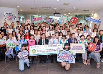 影音/新北弱勢生補教費全免 萌芽計畫報名至九月底