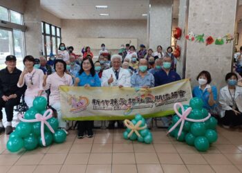 傳情慶端午 北榮新竹分院護理之家艾香樂舞招百福