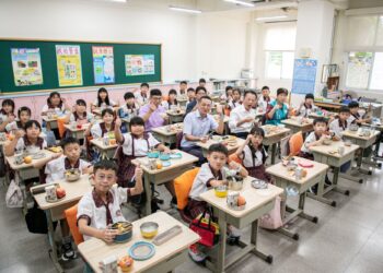 嘉義縣新學年免費營養午餐上路　校園環境再升級