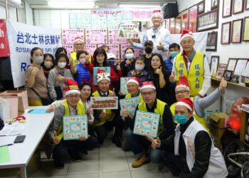 影音/台北士林扶輪社與中華有樂協會寒冬送暖 受助長者、家庭直呼好感謝