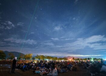 乾稻草打造無圍牆「自然音樂廳」 台東最美星空音樂會關山登場