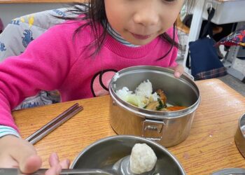 守護學子營養均衡 三和在地商舖贈送全縣各國中小學新鮮鬼頭刀魚丸