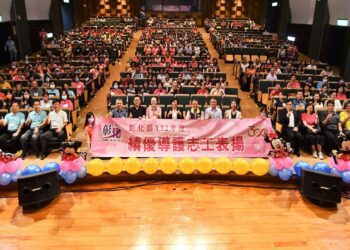 彰縣112年度績優導護志工表揚　讓學童進出校園時有安全的路