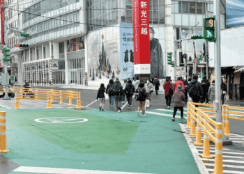 人車不再等到天荒地老   桃園火車站前「行人專用時相」啟用