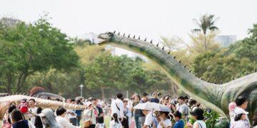 恐龍走秀震撼登場 高雄打造沉浸式兒童節教育體驗