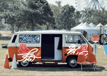 拍貼機巴士震撼登場 新北文化走春 攜手留下美好瞬間