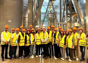 王惠美參訪丹麥焚化廠變身運動空間 借鏡垃圾轉能源與永續城市設計經驗