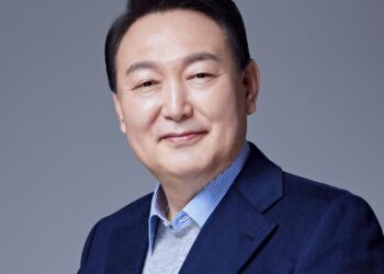 190票贊同時敲槌 南韓國會一致通過要求解除戒嚴令　