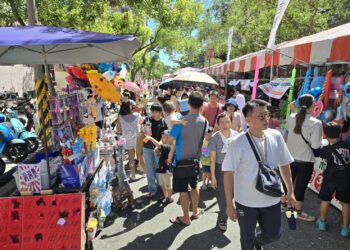 畢士大園遊會湧進如海人潮 愛心鑼聲響徹雲霄