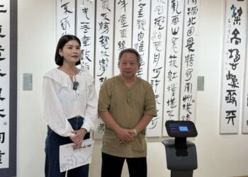 導覽服務融入智慧科技變有趣　雲林縣文觀處展覽館推派智慧機器人上工