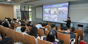 《醫療希望在花蓮》 林欣榮在北醫大分享東臺灣醫療特色