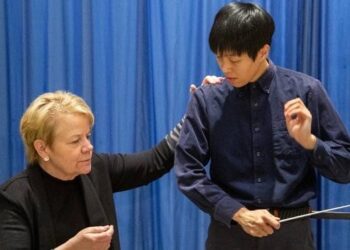 客家之光！新竹縣交響管樂團首席指揮郭芳如獲選NTSO國際音樂拔尖人才庫