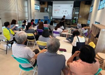 嘉市No.600培養皿提升全齡科技能力　消除世代數位隔閡