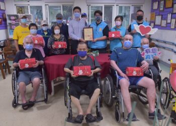 端午節安康 市公所發送千份肉粽禮盒