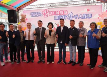 雲科大EMBA第八屆發起捐血活動　張麗善感謝民眾熱情響應