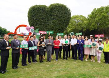 影音／大葉愛心樹助學冠名地標啟用　為綠色校園注入新活力