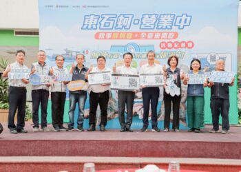 秋節烤蚵 翁章梁縣長邀來嘉吃蚵 選購有溯源標示產品