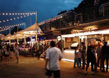 關渡碼頭貨櫃市集 打造臺北最新美食與文化聚落，河畔風光再現，盛大開幕！