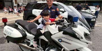 小小警察體驗趣 幼兒樂遊縣警局