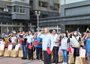 全城喜迎雙十國慶　嘉義市精忠新城、經國新城舉辦升旗典禮
