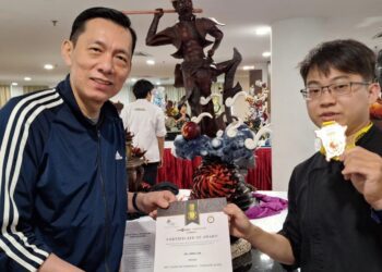 巧克力版齊天大聖出國比賽獲國際廚藝大獎　義守大學廚藝系學生為國爭光