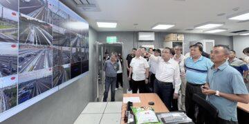 迎戰首波假日車潮!侯友宜視察淡江大橋疏導措施 打造河海交會「韌性橋梁」