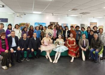 蘇春槐與王金平盛讚 劉于新藝術有溫度