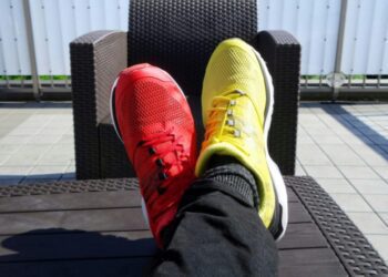 通勤搭車、工作久站腳好酸？帶你選購好的鞋子與鞋墊！