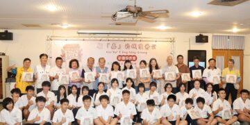 嘉義學子共創《顧「嘉」的城隍爺公》　出版台語繪本傳承在地文化