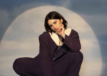 2025最期待新人首度登台！ 泰勒絲指定巡迴暖場 Gracie Abrams 明年4月台北實力開唱