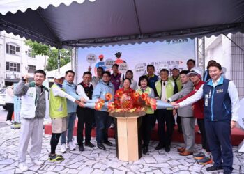 為募年菜而跑 第八屆台灣盲人環台公益路跑抵達花蓮