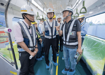 桃園捷運綠線邁大步 預計明年底通車 張善政親自督軍