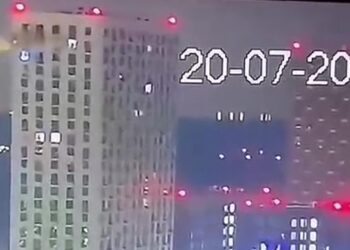 影音/莫斯科晚間遭無人機襲擊 機場一度停止運作