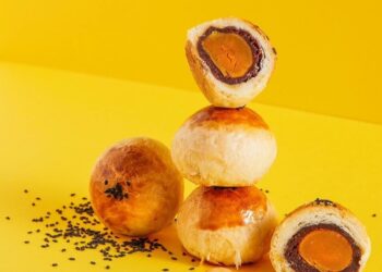 瀾島de GRATO中秋限定「會呼吸的鹹蛋黃酥」衝擊味蕾感官！瘋搶購熱潮