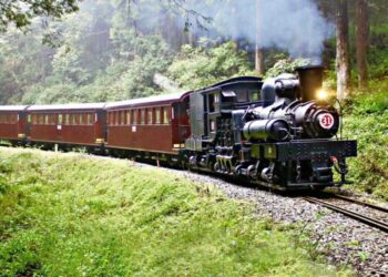 凱米颱風釀災全力修復 阿里山林鐵本線8/31恢復營運