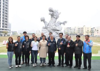 陳揆視察員林龍燈公園滯洪池　協助解決強降雨水患的問題